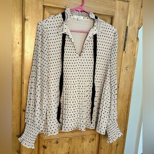 Max Studio Rouched Light Pink Blouse w/Black Dots. Size Medium